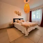 Villa L'Eden Des Aspres Plain Pied Climatisee Avec Jardin, Terrasse, Billard & Wifi *